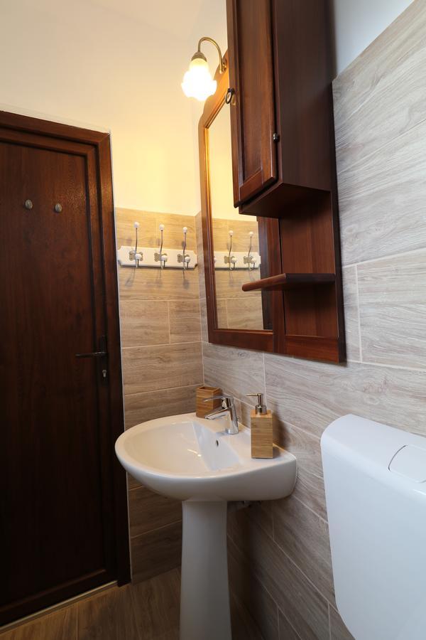 Casa 193 Motorcycle Friends Bed & Breakfast Sibiu Exterior photo