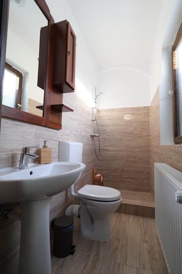 Casa 193 Motorcycle Friends Bed & Breakfast Sibiu Exterior photo